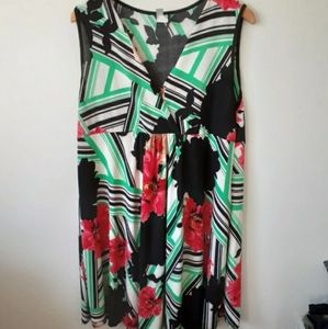 K & Leanne floral dress plus sz
